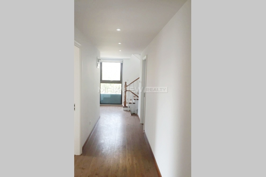 Rent a house in Shanghai Modern Villa 4bedroom 347sqm ¥42,000 QPV00912