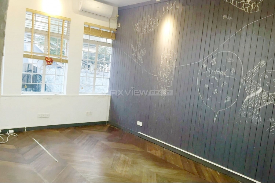 Shanghai housing on Huaihai M. Road 2bedroom 110sqm ¥32,000 SH017335