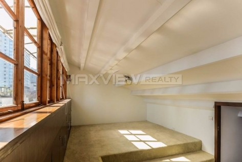 Shanghai house rent on Beijing W. Road  4bedroom 180sqm ¥45,000 SH017338