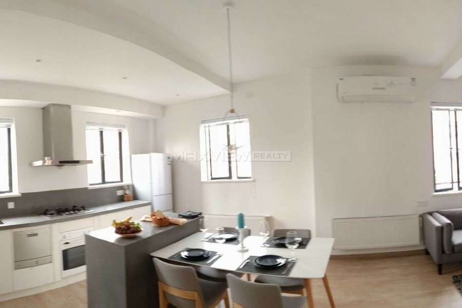 Apartments in Shanghai on Julu Road 2bedroom 110sqm ¥28,000 SH017374