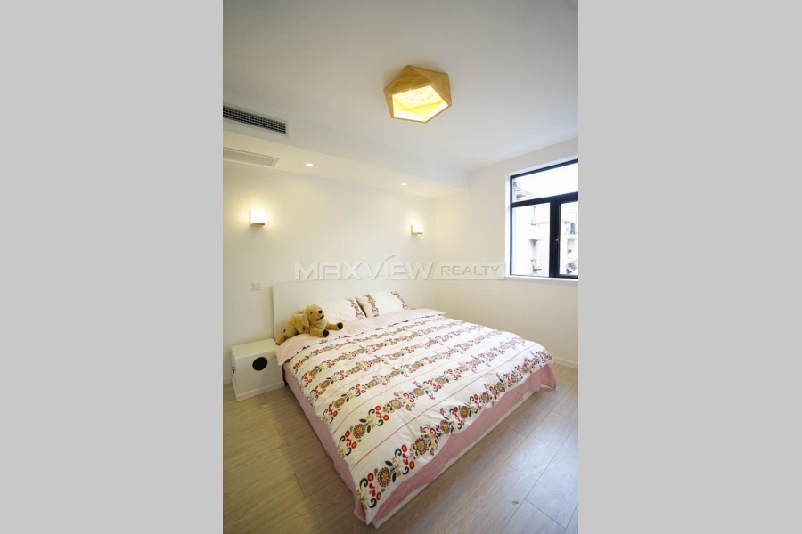 Apartments in Shanghai on Tai an Road 2bedroom 110sqm ¥21,000 SH017402