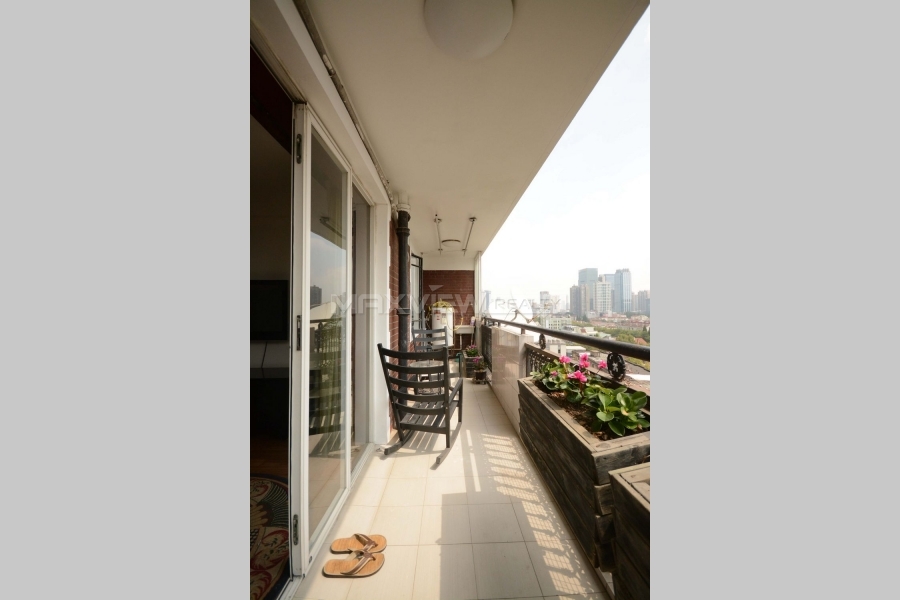 Shanghai old apartment rent on Changshu Road 3bedroom 144sqm ¥25,000 SH017412