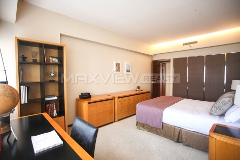 Shanghai Center 2bedroom 180sqm ¥50,000 SHR0038