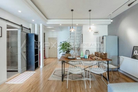 Shanghai old lanhouse rent on Huaihai W. Road 4bedroom 180sqm ¥33,000 SHR0057