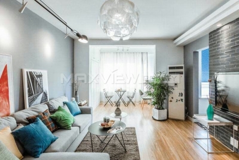Shanghai old lanhouse rent on Huaihai W. Road 4bedroom 180sqm ¥33,000 SHR0057