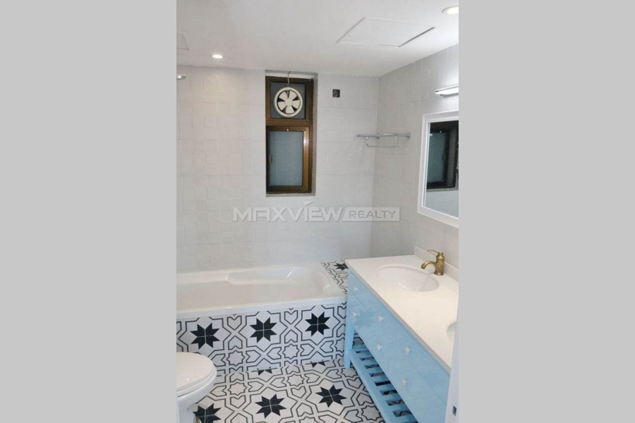 Apartment in Shanghai Forty One Hengshan Road  3bedroom 180sqm ¥33,000 SHR0082