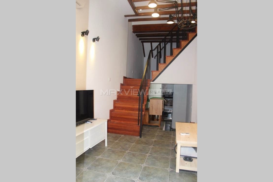 Shanghai old lanhouse rent on Huaihai Middle Rd 3bedroom 170sqm ¥26,800 SHR0098