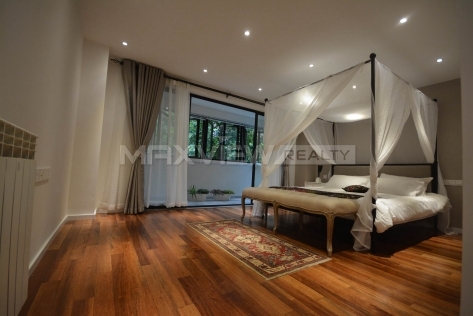 Shanghai old lanhouse rent on Yuyuan Rd 3bedroom 180sqm ¥30,000 SHR0106