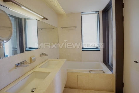 Apartment in Shanghai Rongyu Apartment 3bedroom 183sqm ¥34,000 SHR0108