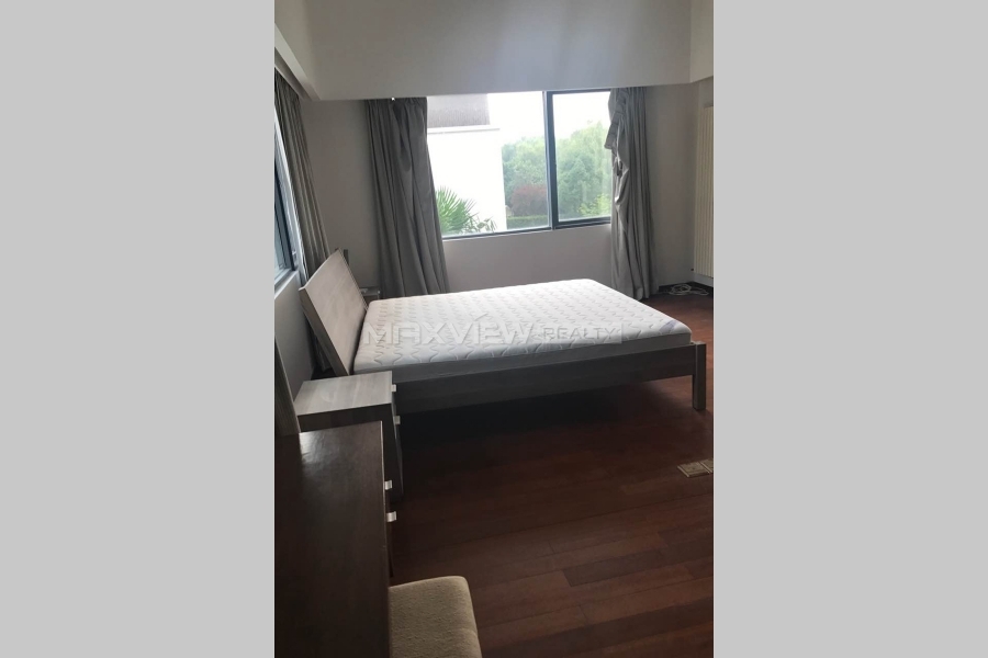 Shanghai houses for rent Lakeside Ville  4bedroom 380sqm ¥45,000 SHR0118