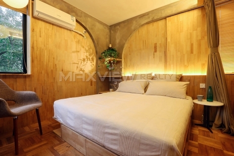Shanghai property in Wanping Road 2bedroom 100sqm ¥19,000 SHR0177