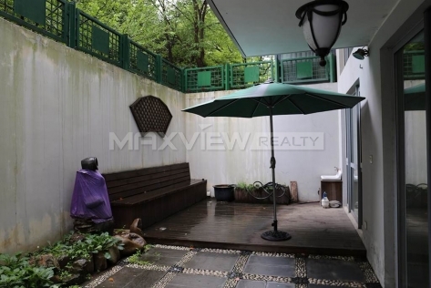 Apartment in Shanghai Central Palace 4bedroom 300sqm ¥33,000 SHR0190