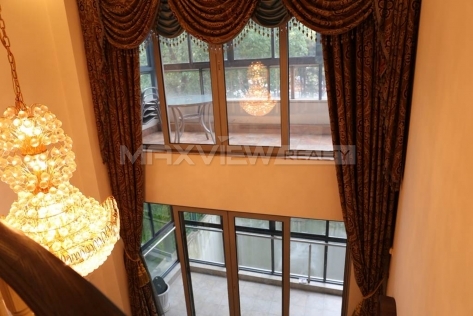 Apartment in Shanghai Central Palace 4bedroom 300sqm ¥33,000 SHR0190
