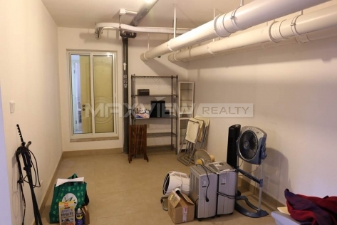 Apartment in Shanghai Central Palace 4bedroom 300sqm ¥33,000 SHR0190