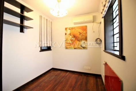 Shanghai property in Aiwenxincun 4bedroom 180sqm ¥40,000 SH017679