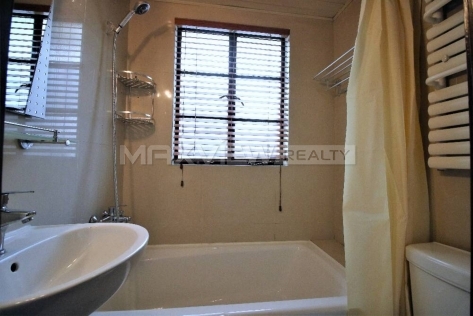Shanghai property in Aiwenxincun 4bedroom 180sqm ¥40,000 SH017679