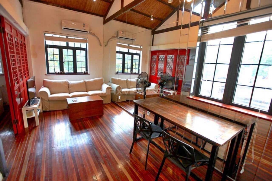 Shanghai old lanehouse rent on Nanchang Road 2bedroom 120sqm ¥18,000 SH017810