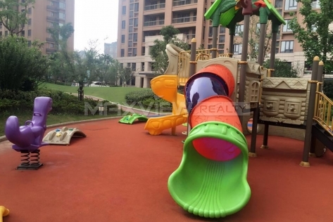 Green Court Middle Serviced Apartment 上海金桥中环碧云庭