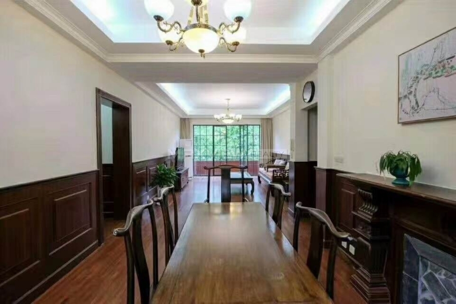 Old Apartment on Huaihai Middle Rd 2bedroom 134sqm ¥17,500 SH017987