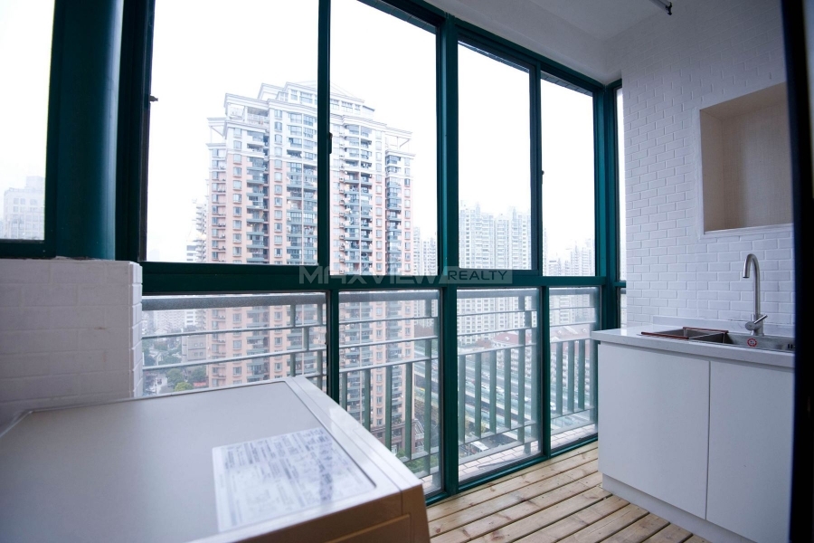 shanghai apartment in Datong Garden 4bedroom 200sqm ¥25,000 