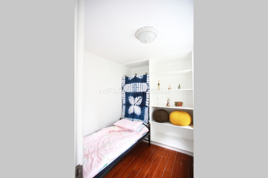 Old Apartment on Nanhui Road 2bedroom 120sqm ¥19,000 SH018177