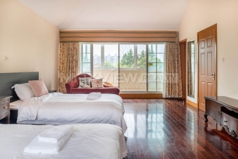 Cambridge Forest Newtown 5bedroom 380sqm ¥32,000 PRY0011