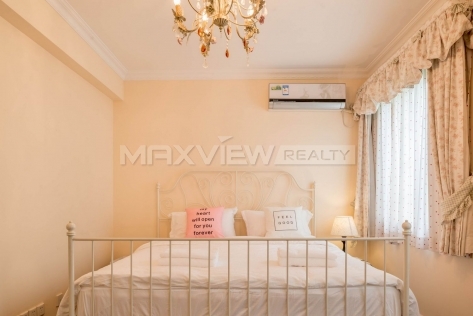 Cambridge Forest Newtown 5bedroom 380sqm ¥32,000 PRY0011