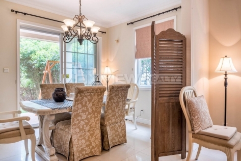 Cambridge Forest Newtown 5bedroom 380sqm ¥32,000 PRY0011
