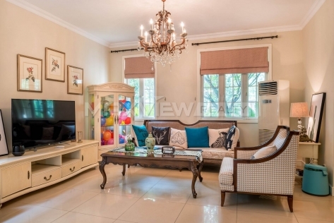 Cambridge Forest Newtown 5bedroom 380sqm ¥32,000 PRY0011