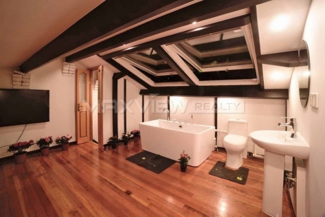 Old Lane House on Nanjing West Road 4bedroom 120sqm ¥28,000 PRY0016