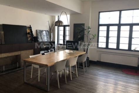 Old Apartment On Nanjing West Road 3bedroom 211sqm ¥33,000 PRY00142