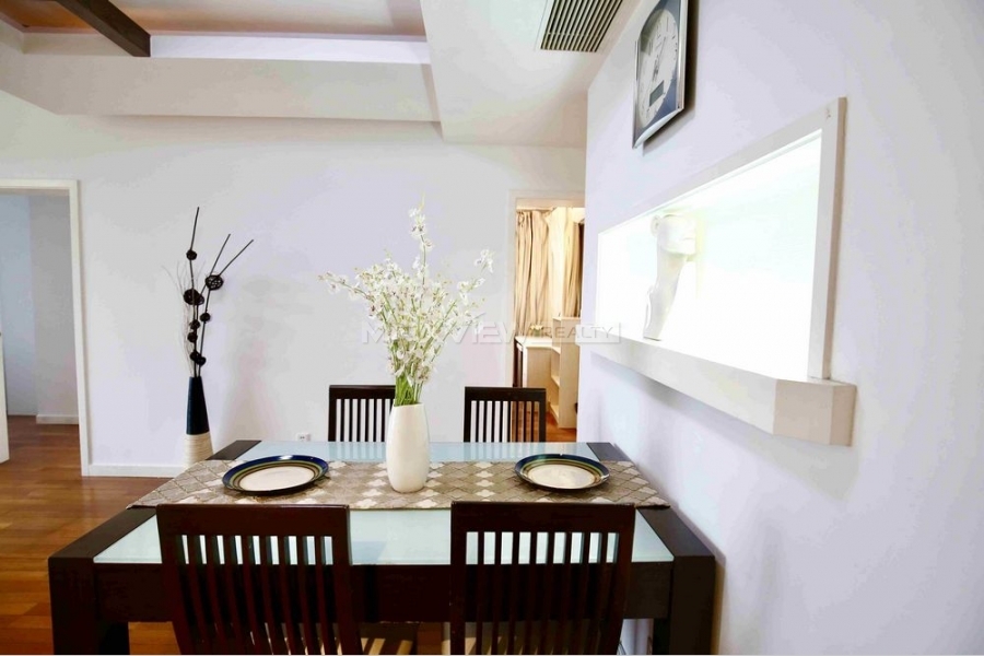 East Huaihai Apartment 2bedroom 110sqm ¥17,000 PRY00169