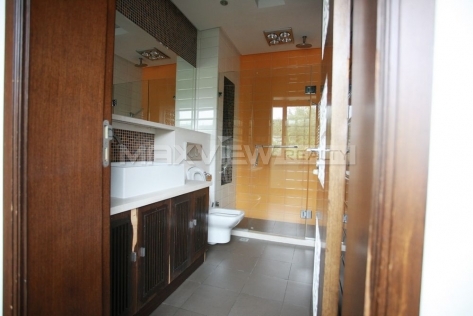 Lakeside Ville 4bedroom 270sqm ¥38,000 PRY00196