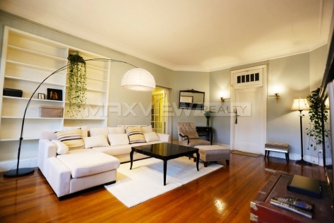 Old Apartment on Fuxing Middle Road 1bedroom 110sqm ¥20,000 PRS67