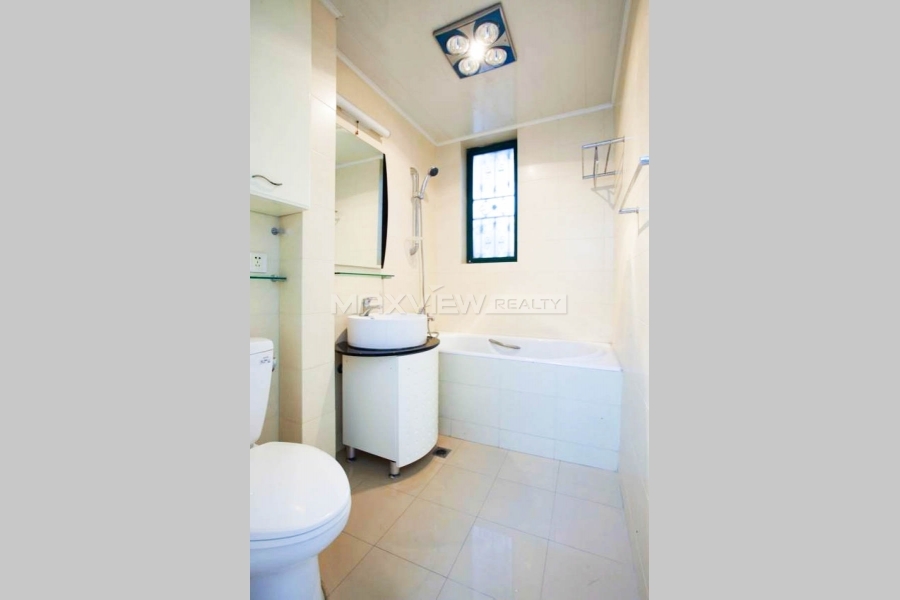 Apartment On Changshu Road 1bedroom 75sqm ¥18,000 PRS274