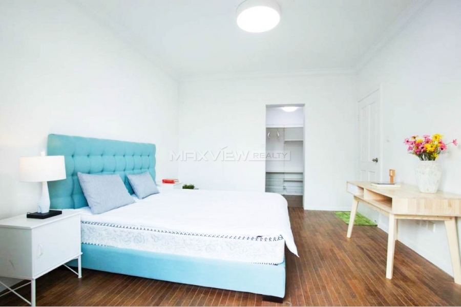 Apartment On Changshu Road 1bedroom 75sqm ¥18,000 PRS274