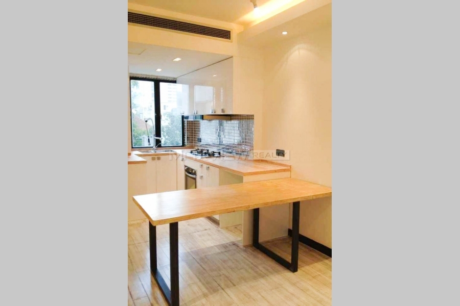 Old  Apartment On Wulumuqi South Road 3bedroom 180sqm ¥35,000 PRS327