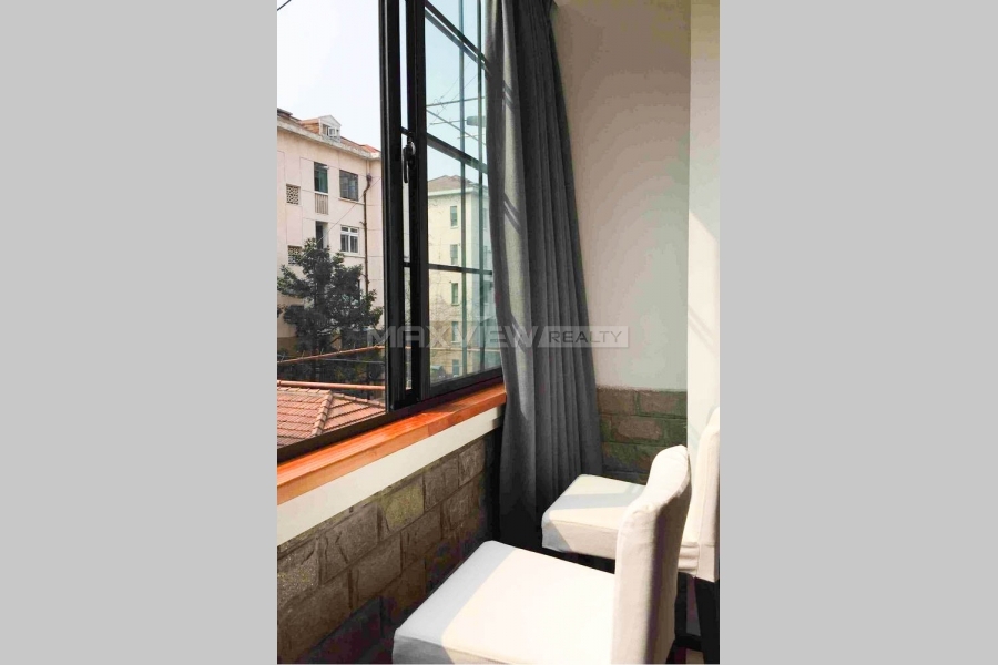 Old  Apartment On Changshu Road 2bedroom 60sqm ¥17,000 PRS705