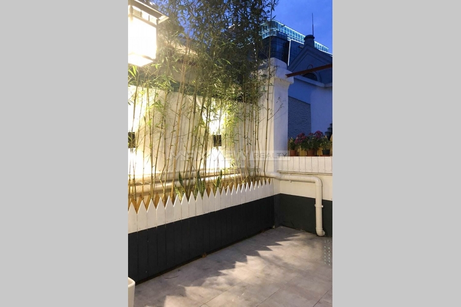 Old Lane House On Tianping Road 2bedroom 110sqm ¥18,800 PRS775