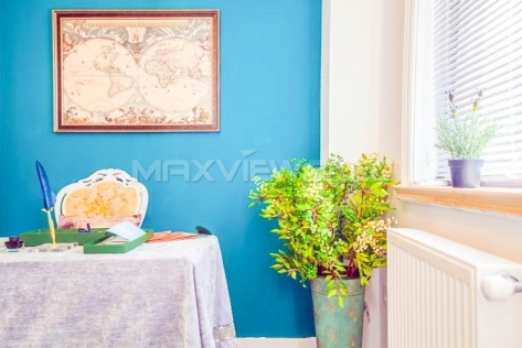 Old Garden House On Nanhui Road 4bedroom 120sqm ¥24,000 PRS1090