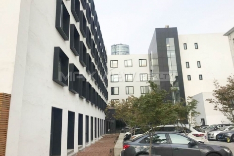 Base Living Songyuan 2bedroom 170sqm ¥30,000 PRS1112