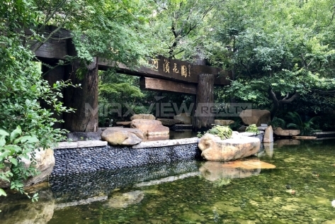 Grand Riverside Garden 新天地河滨花园