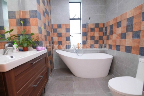 Old Garden House On Gao An Road 4bedroom 240sqm ¥32,000 PRS1308