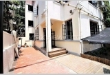 Lane House on Wulumuqi S Rd 5bedroom 350sqm ¥75,000