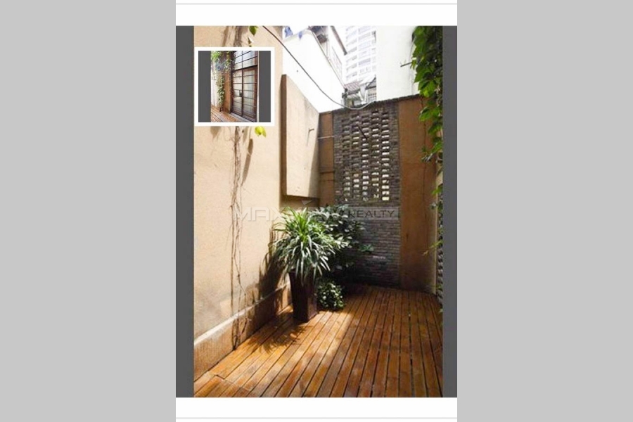 Old  Apartment On Fuxing Middle Road 2bedroom 110sqm ¥18,000 PRS1401