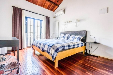 Old Lane House On Xiangyang South Road 4bedroom 200sqm ¥36,000 PRS1381