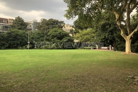 Palace Court 嘉丽苑