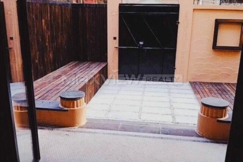 Old Lane House On Nanhui Road 2bedroom 120sqm ¥30,000 PRS2055