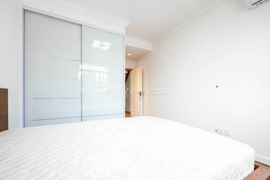 Old  Apartment On Yuqing Road 3bedroom 130sqm ¥23,000 PRS2197