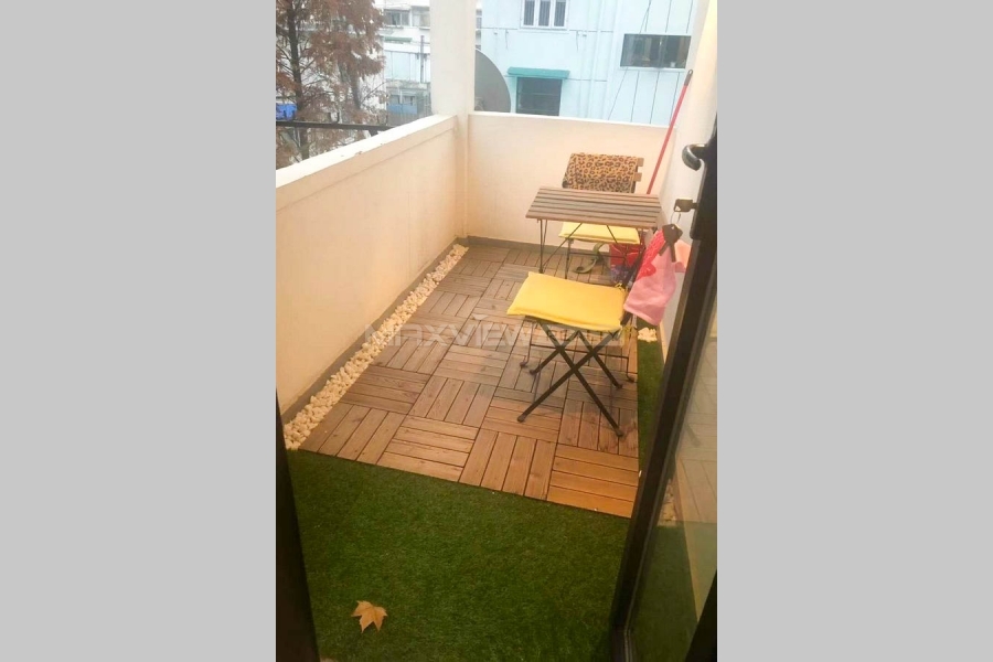 Old Apartment On Julu Road 2bedroom 120sqm ¥29,000 PRS2385